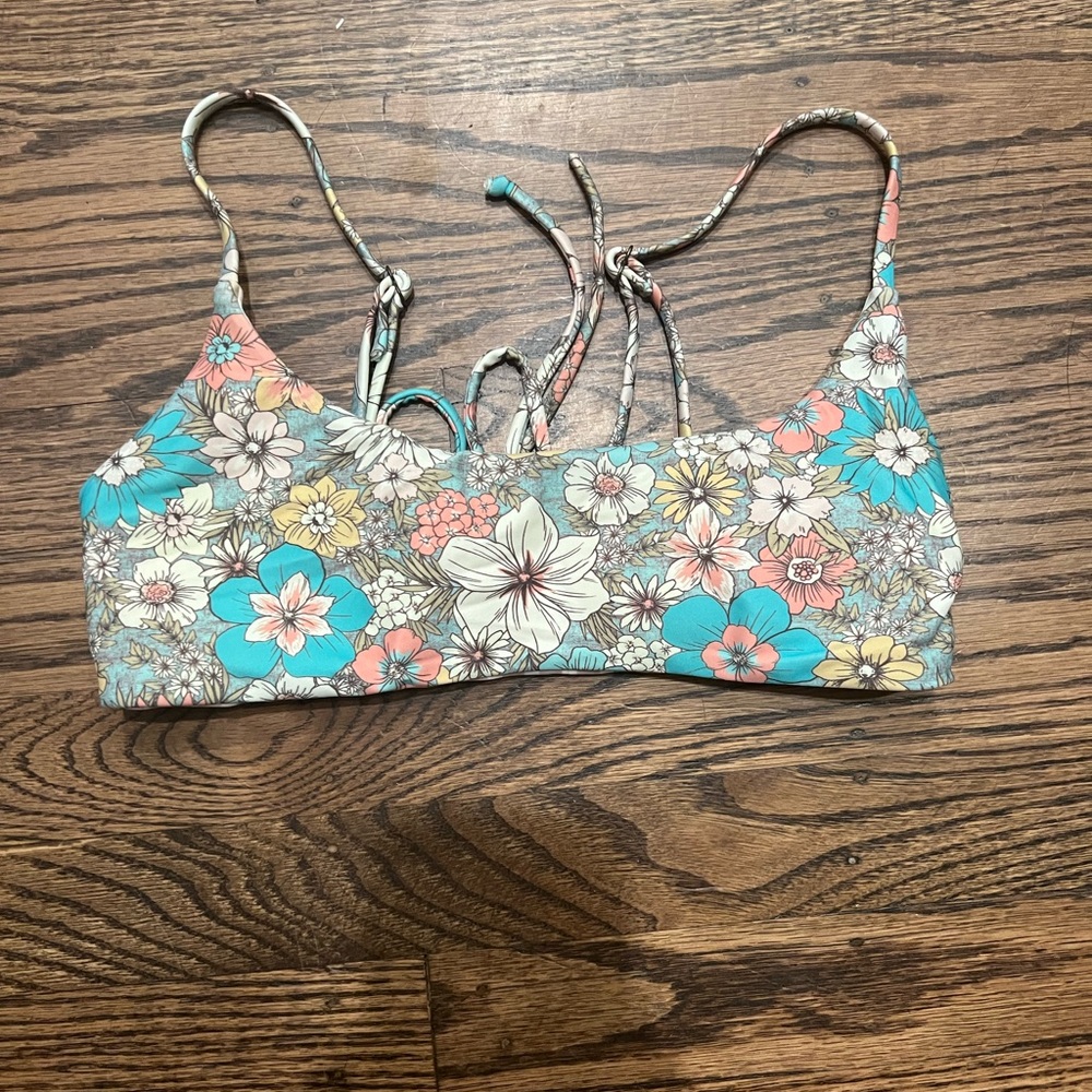 O’Neil bikini top